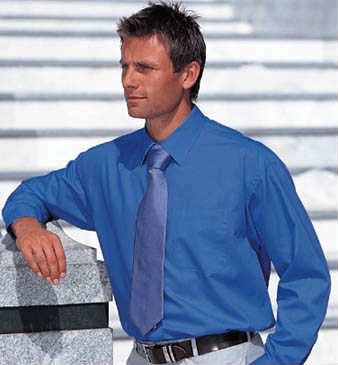 Amplia variedad en camisas de vestir y de trabajo